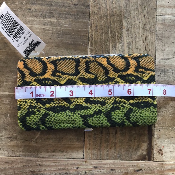 NWT Warehouse One Wallet - Picture 6 of 8